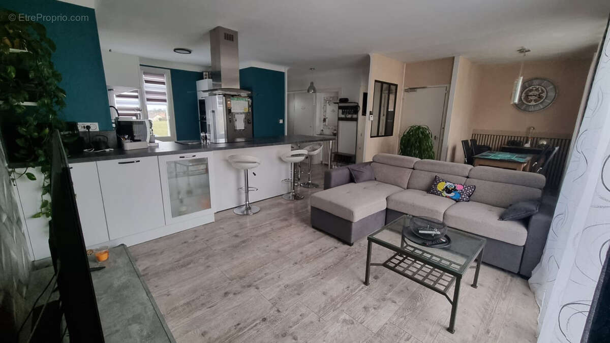 Maison à CHATELLERAULT