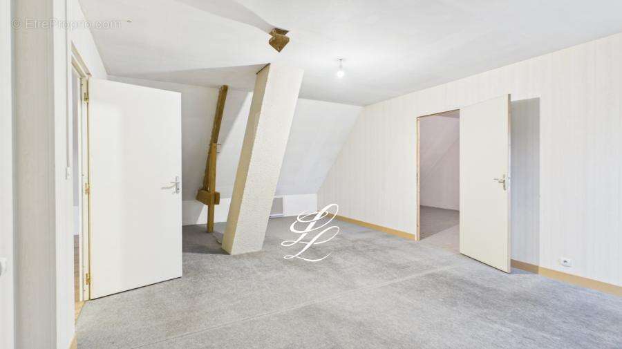 Maison 176 m² à Teloche  - photo 2244