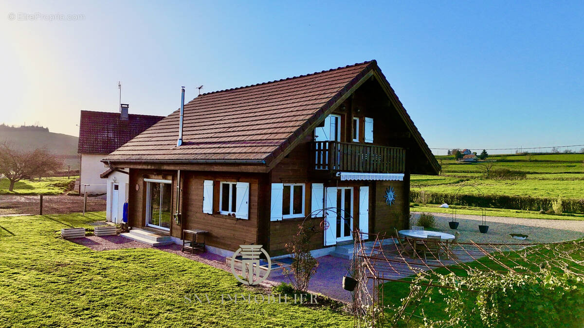 Maison à UXEAU