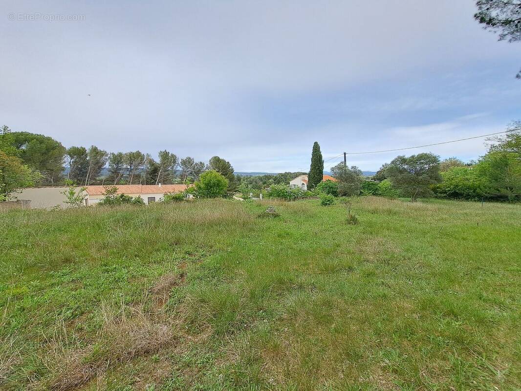 Photo 1 - Terrain à EGUILLES