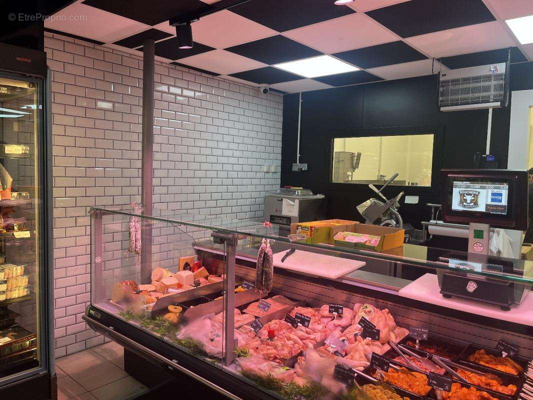 Commerce à TIGNIEU-JAMEYZIEU