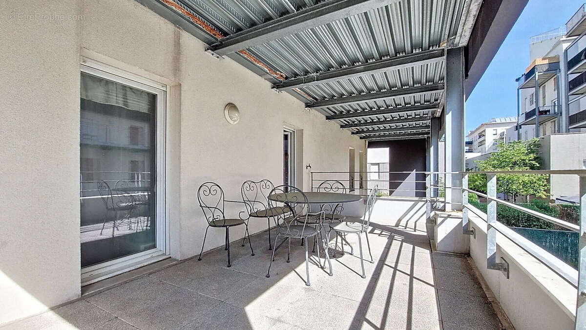 EXCLUSIVITÉ - Duplex 84m² jardin + terrasse + parking - Limeil-Brévannes - photo 13
