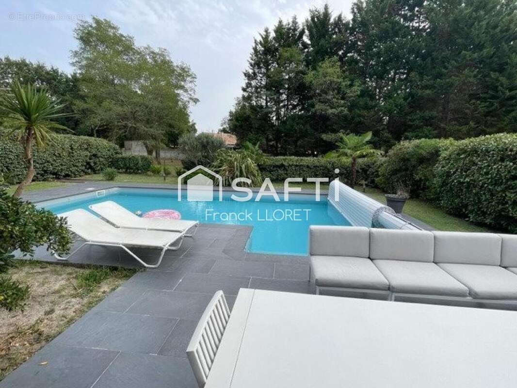 Photo 6 - Maison à VENDAYS-MONTALIVET