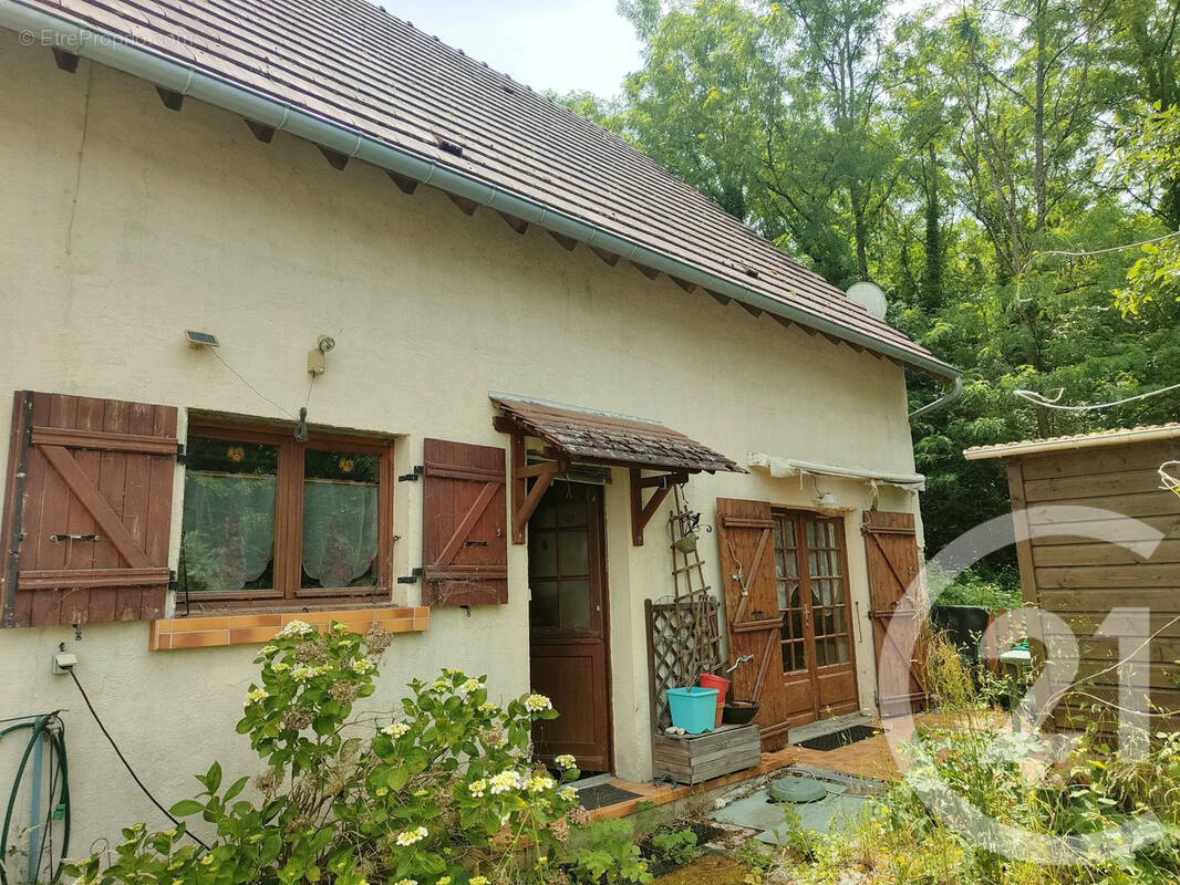 Maison à COSNE-COURS-SUR-LOIRE