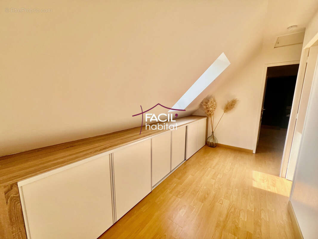 Semi plain pied individuel 4 chambres jardin et garage - photo 7