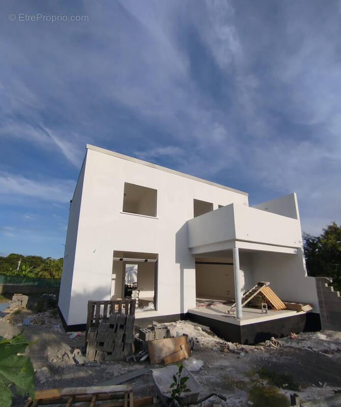 Maison à SAINT-PIERRE