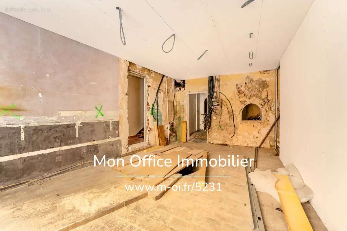 Commerce à AIX-EN-PROVENCE