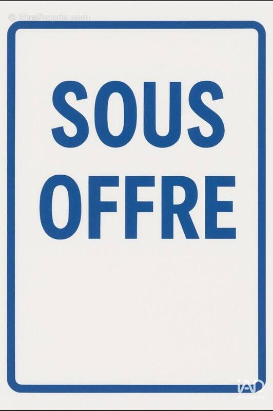 Photo 1 - Commerce à FONTAINEBLEAU