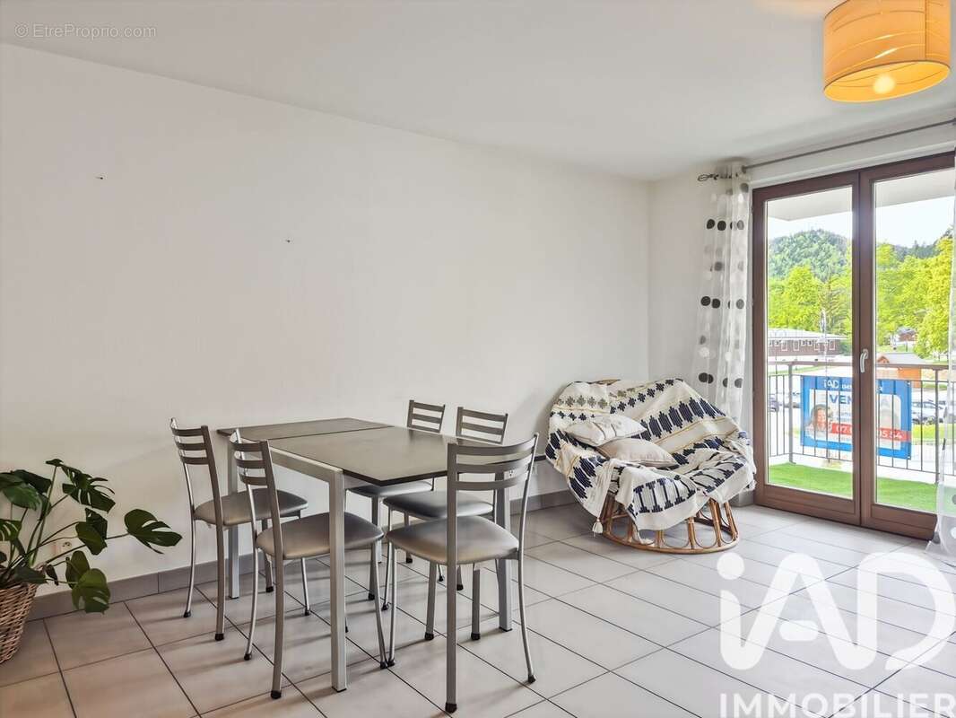 Appartement 60 m² à Les Deserts  - photo 2
