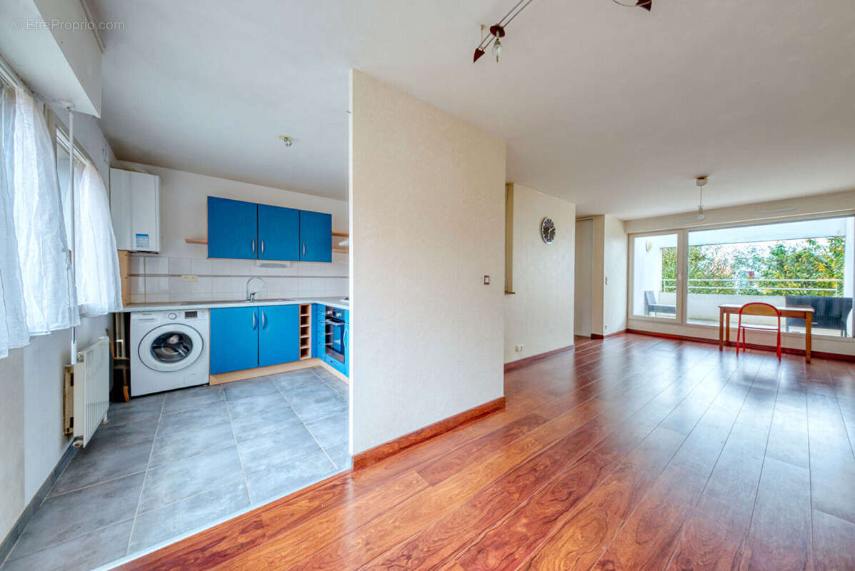 Appartement à SAINT-JACQUES-DE-LA-LANDE