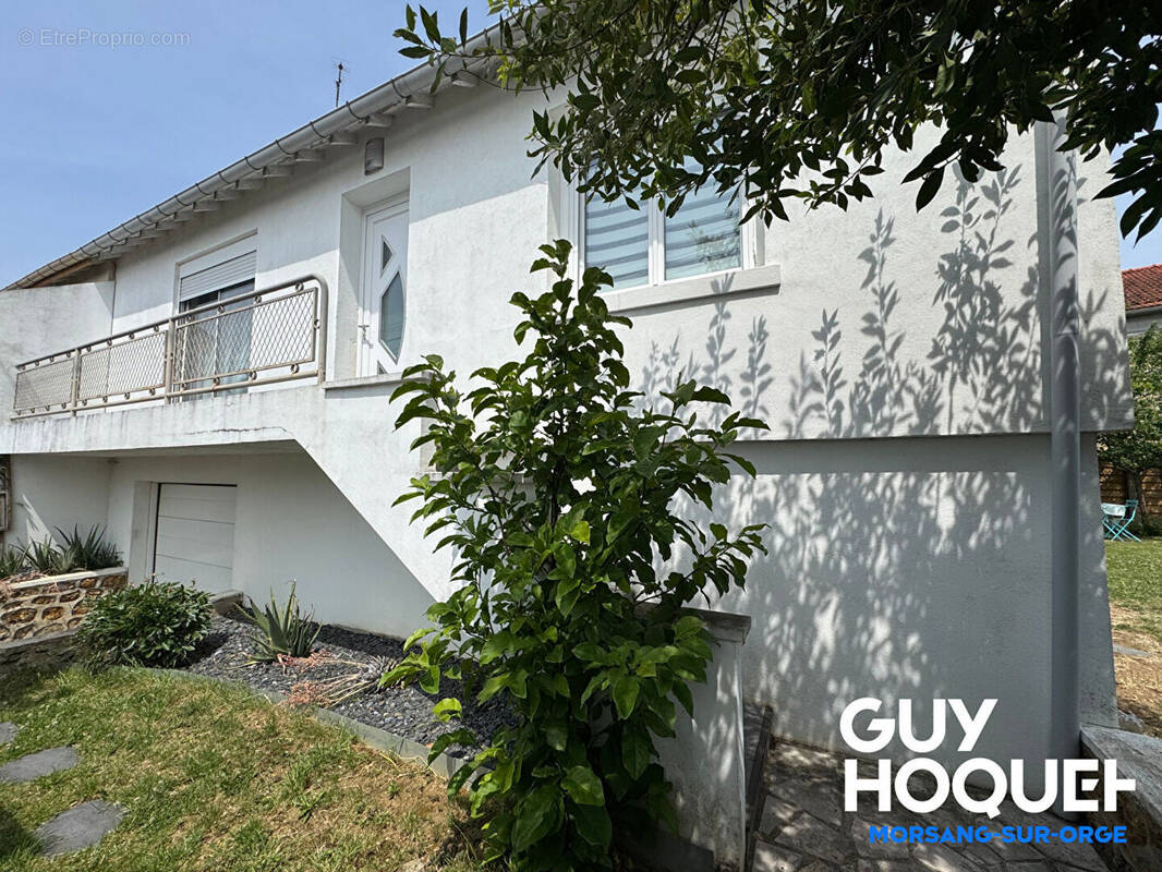 Maison à SAVIGNY-SUR-ORGE