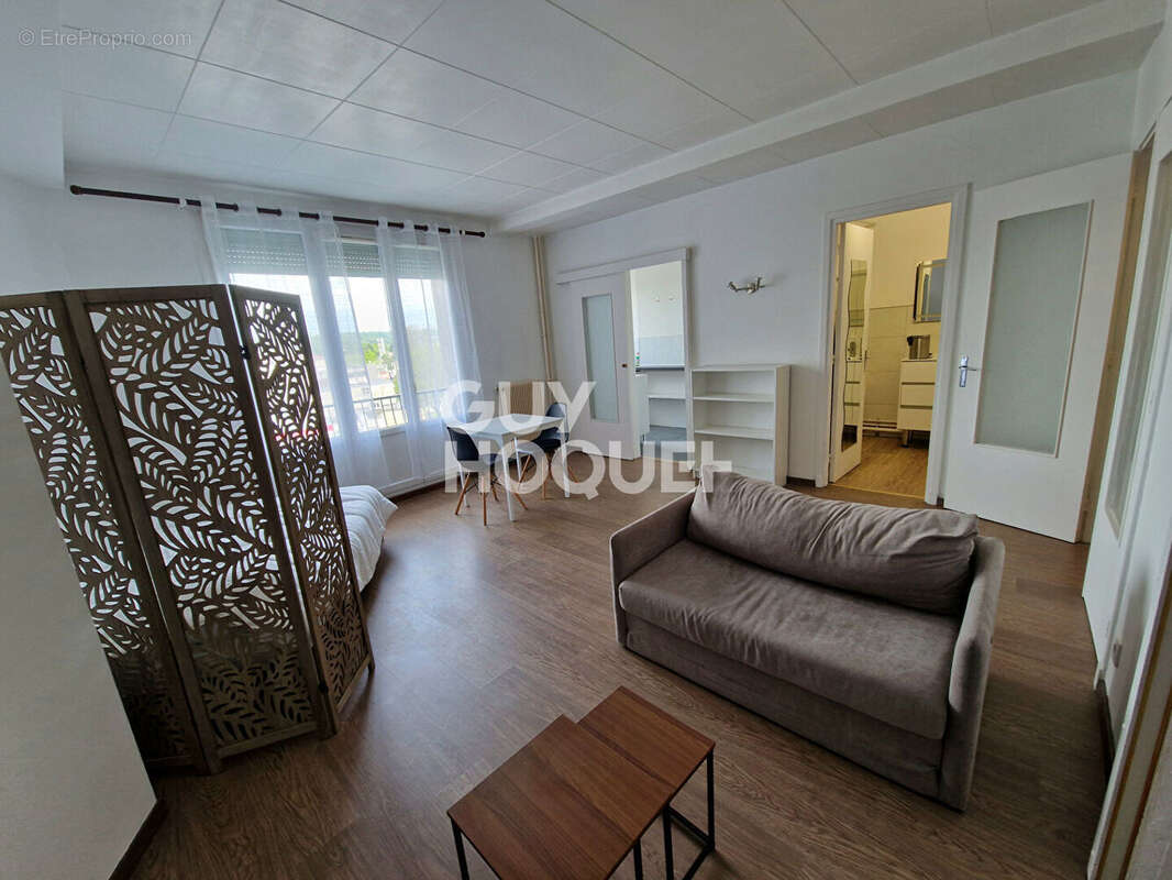 Maison à VIC-SUR-AISNE