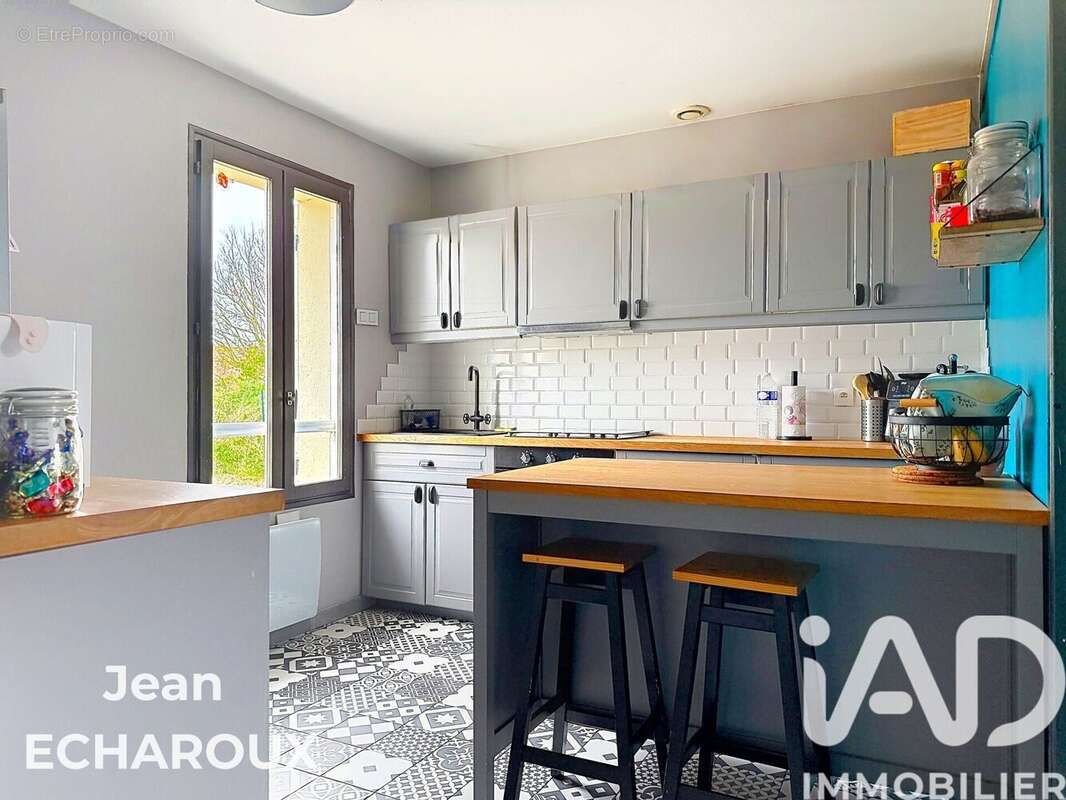 Photo 3 - Maison à MONDONVILLE-SAINT-JEAN