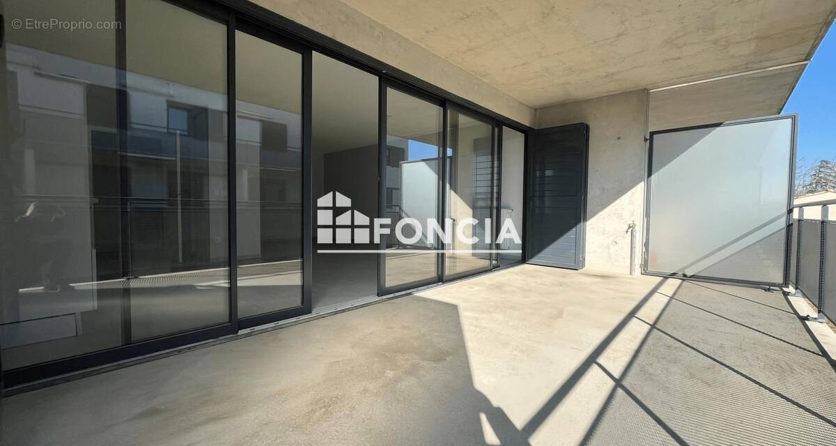 Appartement à LE PONTET