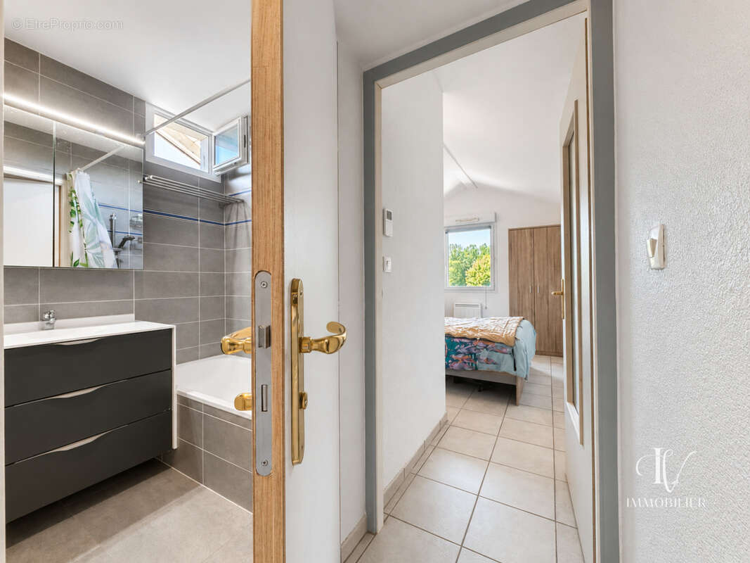 Appartement 2 pièces dans une résidence calme et verdoyante - photo 11