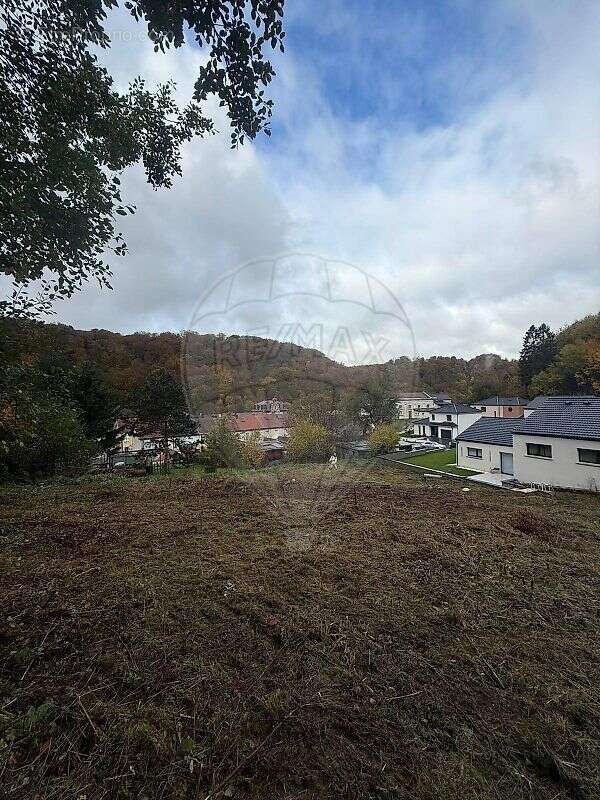 Terrain à HAUCOURT-MOULAINE