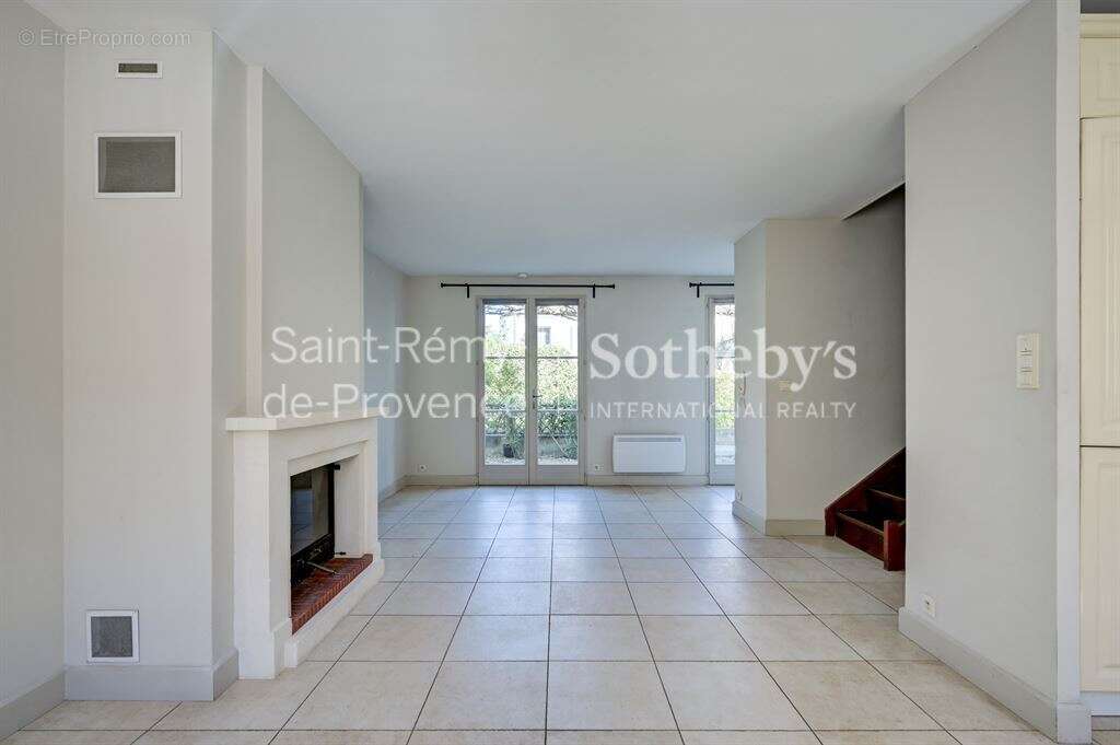 Saint-Rémy-de-Provence – Résidence privée à pied du centre du village - photo 7
