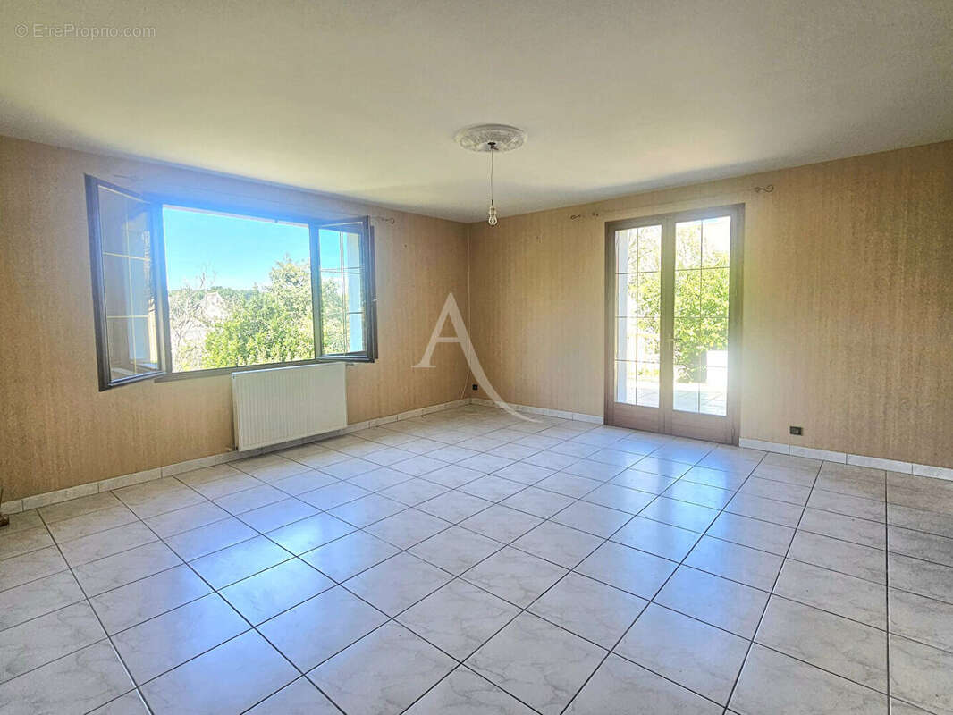 Maison à MONTHOU-SUR-CHER