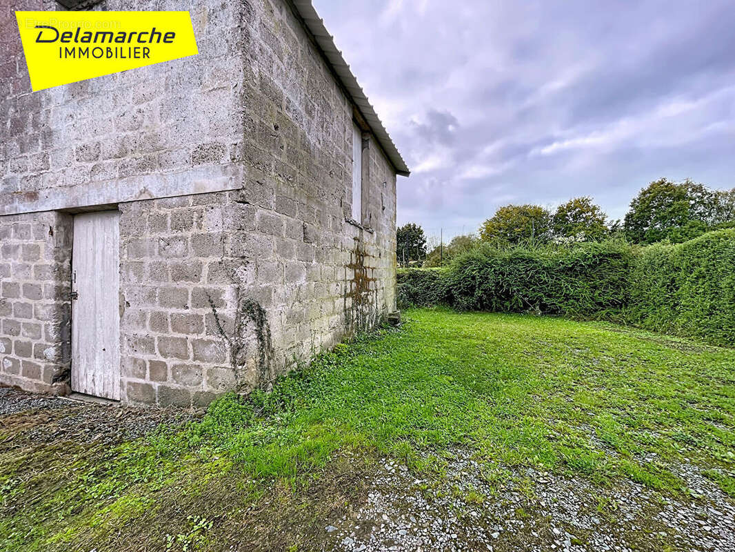 Maison à SAINT-SAUVEUR-LENDELIN