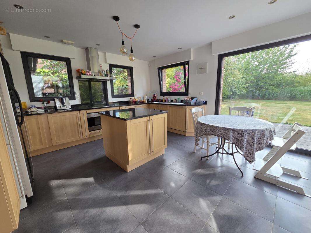 Superbe pavillon briques contemporain 200m² hab sur 1230m² - photo 3