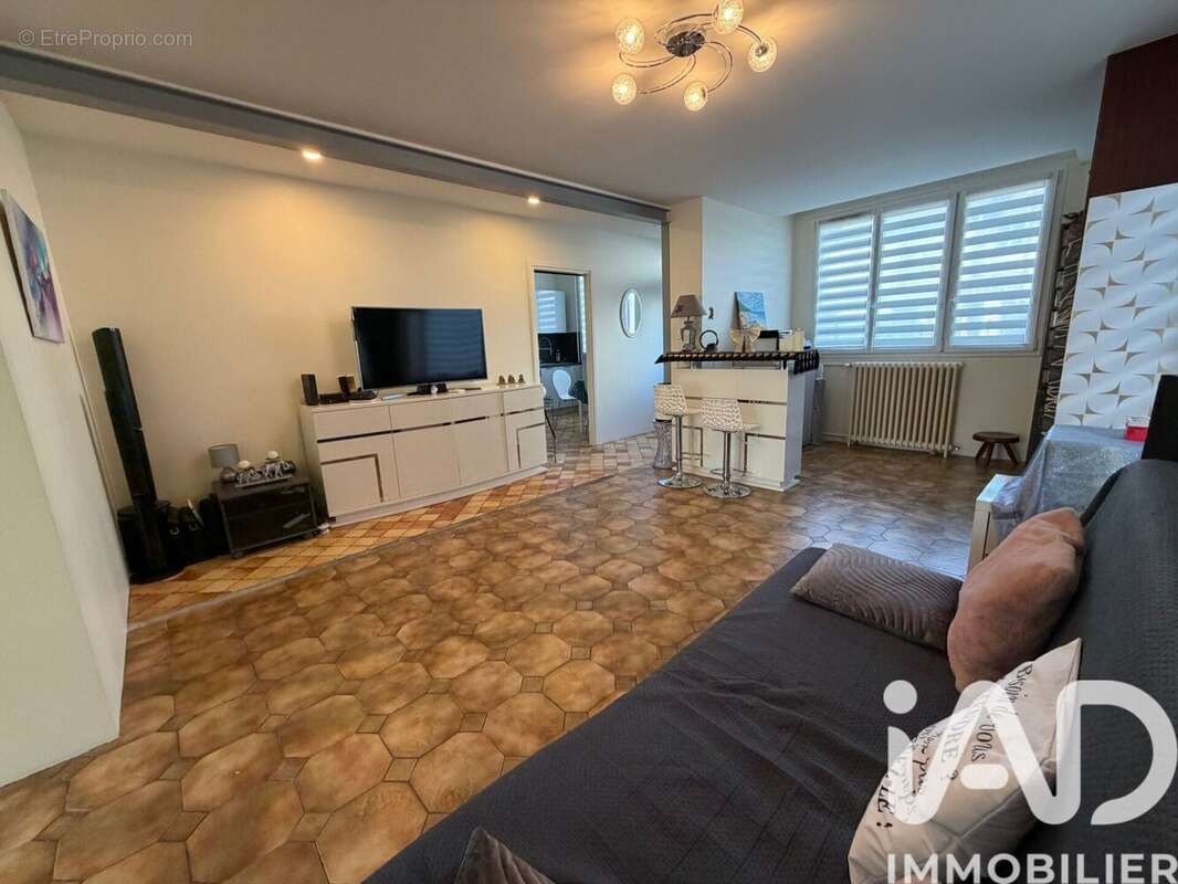 Photo 2 - Maison à PARAY-VIEILLE-POSTE