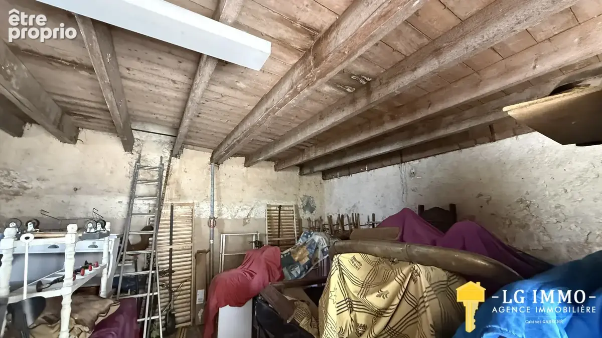 Dépendance en pierres avec garage et jardin clos  beau potentiel   centre ville - photo 13