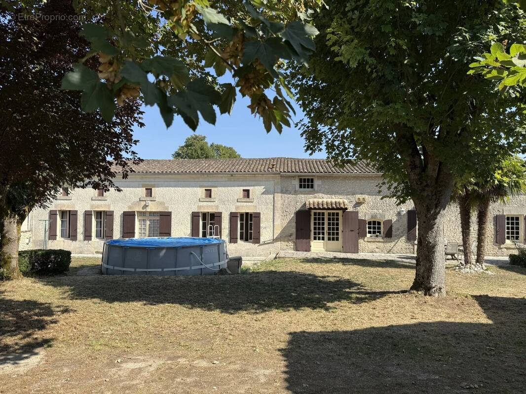 Maison à SAINT-MAIGRIN