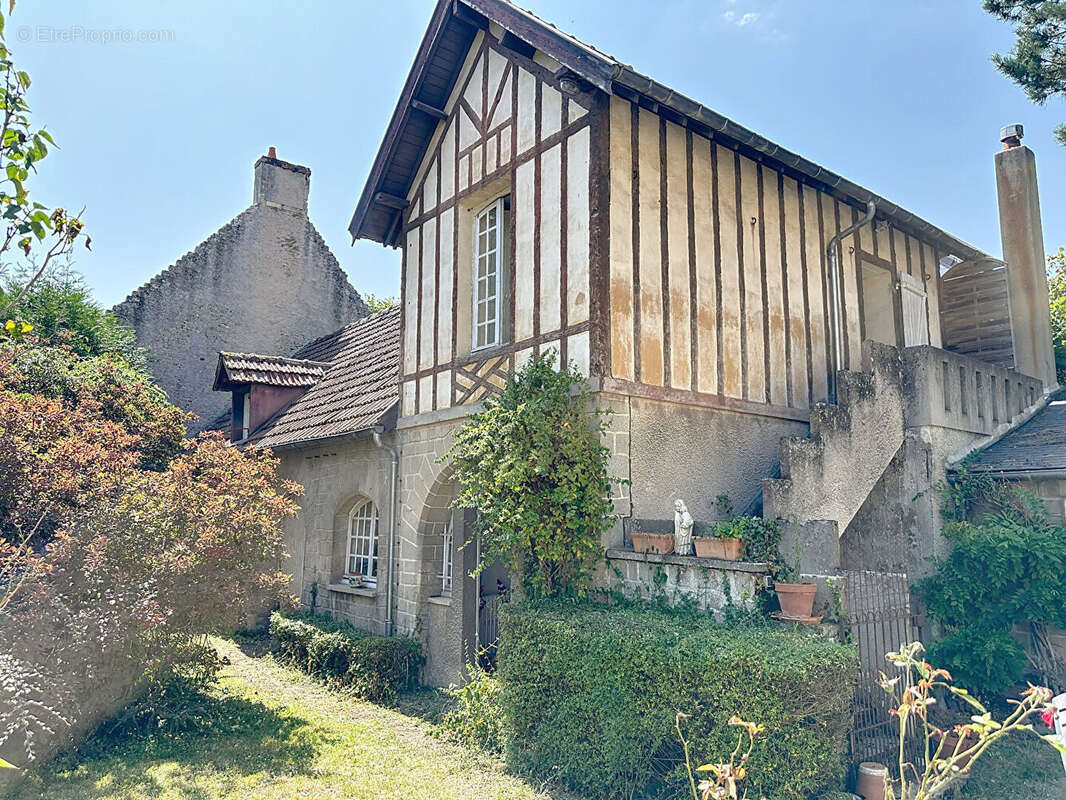Maison à BIEVILLE-BEUVILLE