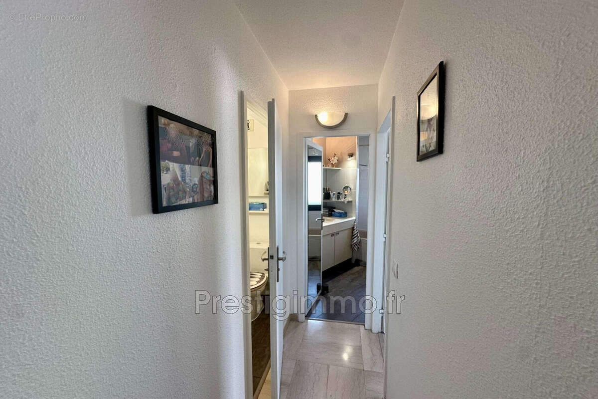 Appartement 2 pièces 44 m² à vendre à Mandelieu-La-Napoule (06210) - photo 9