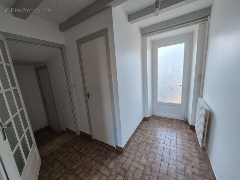 Maison à SAINT-SAVINIEN