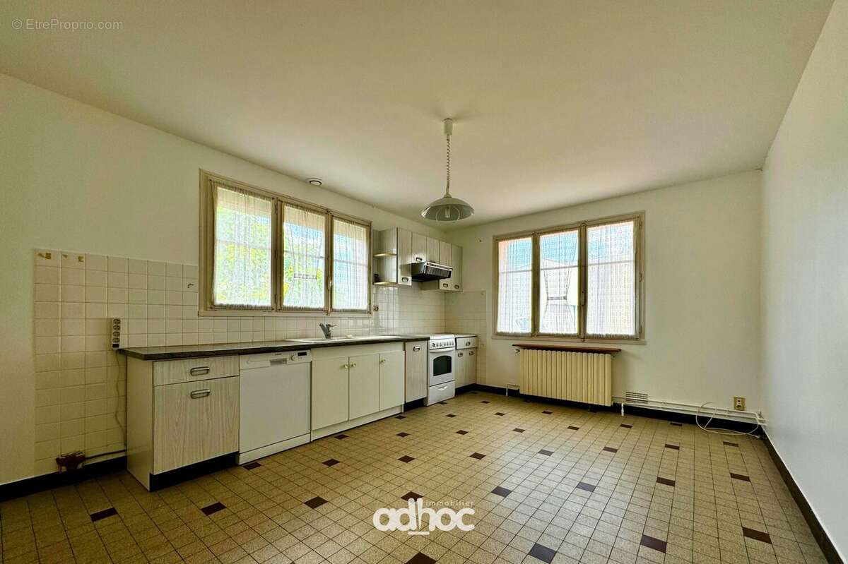 Maison à FAY-AUX-LOGES