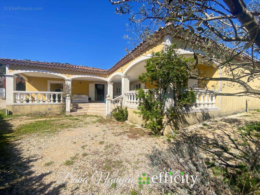 Maison à SAINT-MARTIN-DE-VALGALGUES