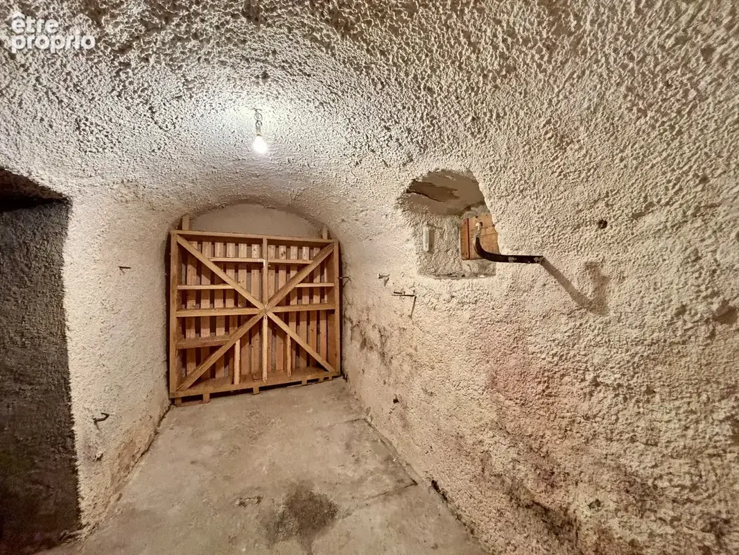 Ferme de caractère avec 2 logements et terrain - photo 30