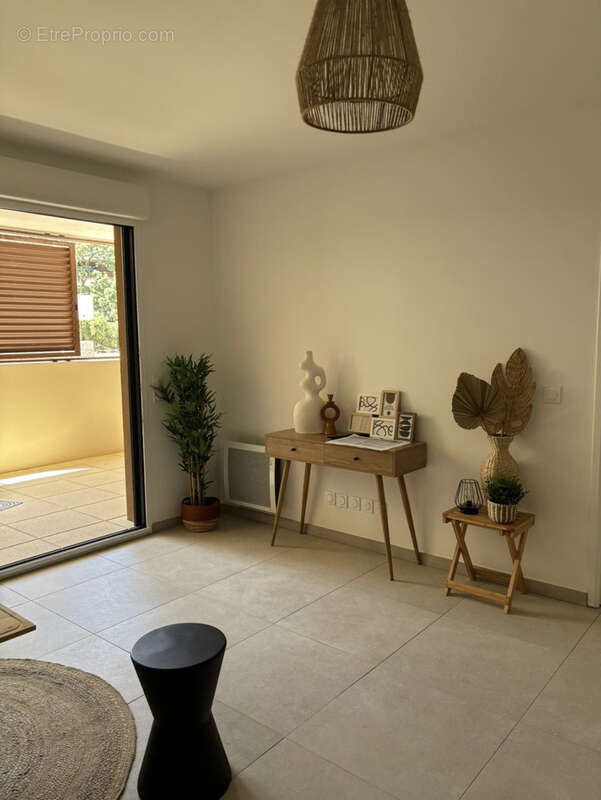 Appartement à CASTRIES