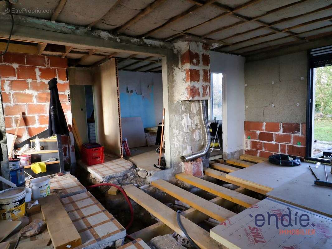 Maison à NOYAL-PONTIVY