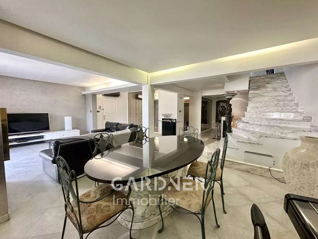 Maison à MARSEILLE-10E