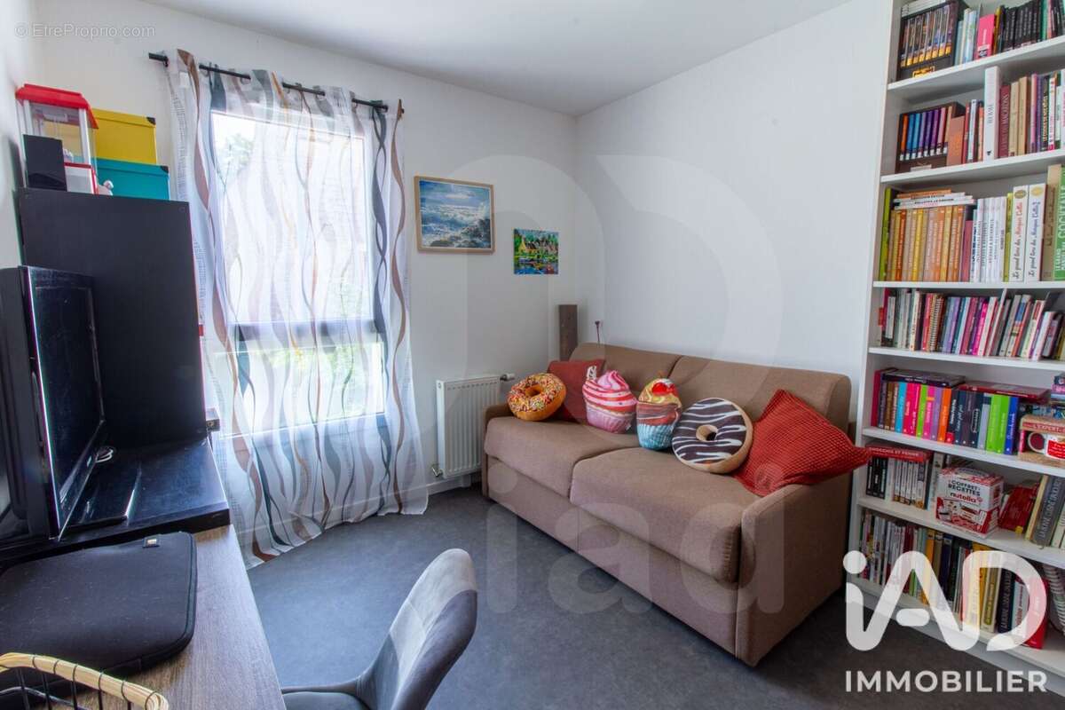 Maison 81 m² à Saint-Maximin  - photo 8
