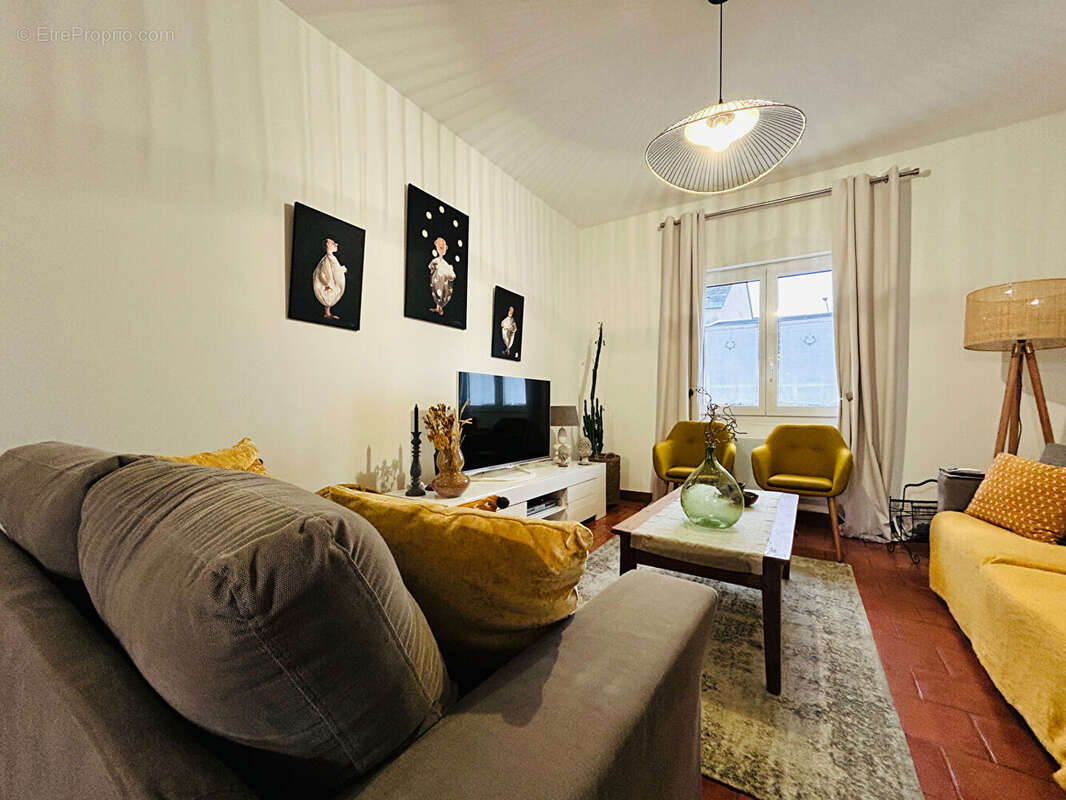 Maison à SARGE-LES-LE-MANS