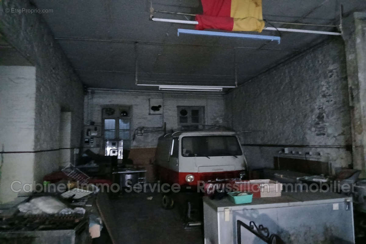 Commerce à ARLES-SUR-TECH