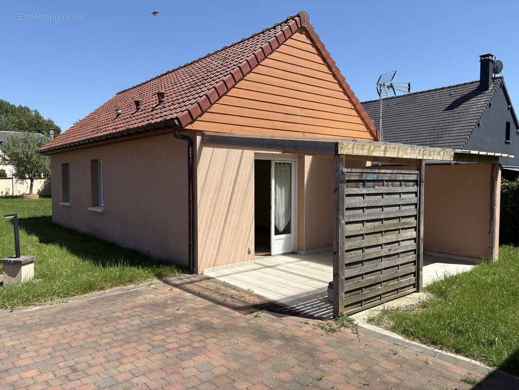 Maison à CONCHIL-LE-TEMPLE