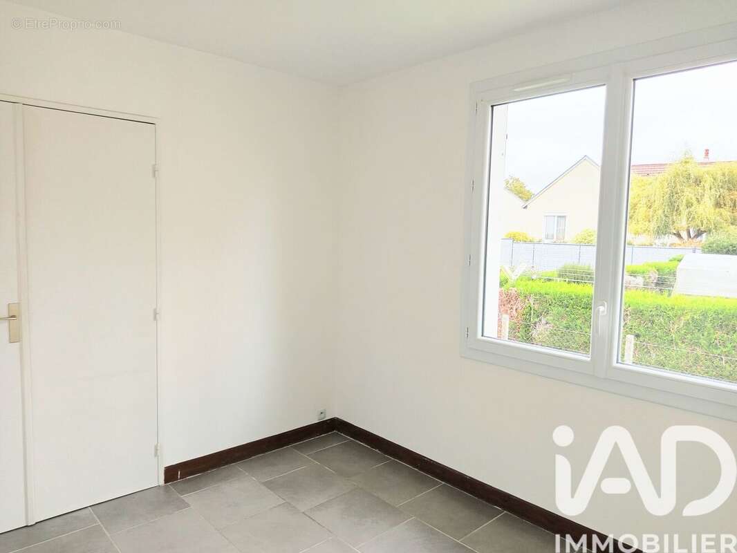 Photo 7 - Maison à JUILLE