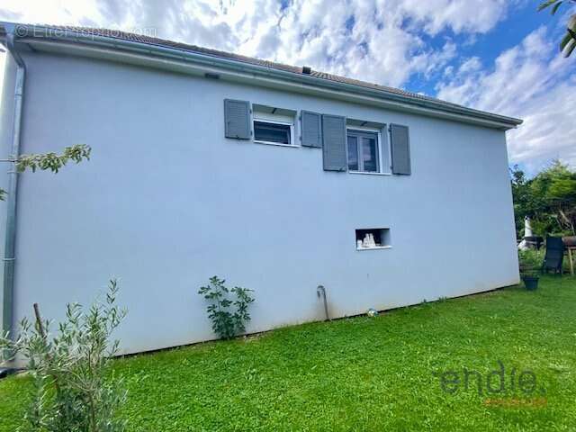 Maison à COLLONGES-LES-PREMIERES