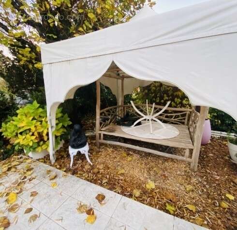 Maison à VILLE-LA-GRAND