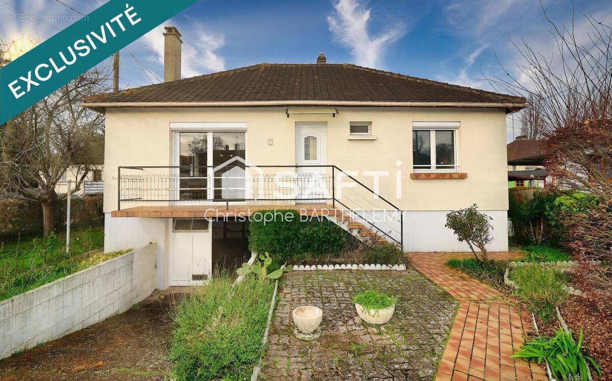 Photo 1 - Maison à SAINT-PIERRE-LES-ELBEUF