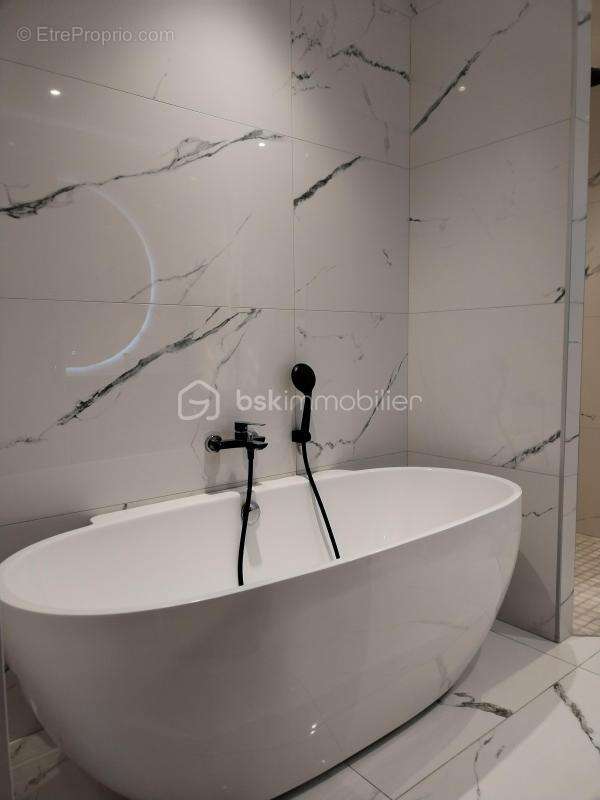 Maison à MALEMORT-DU-COMTAT