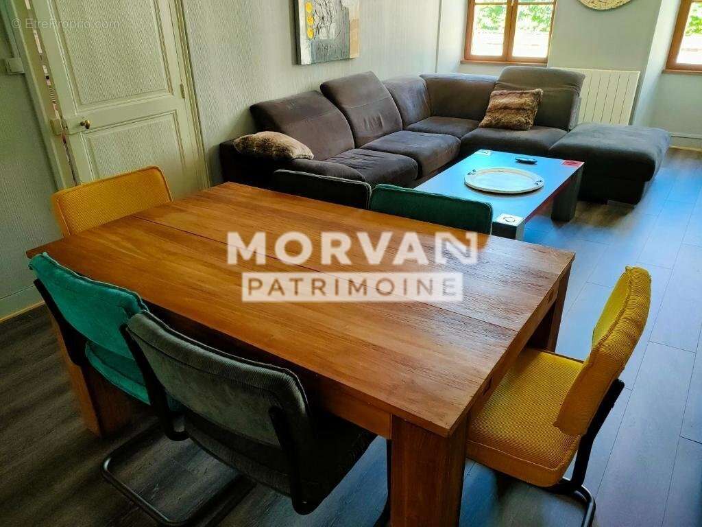 Appartement à CHATEAU-CHINON(VILLE)
