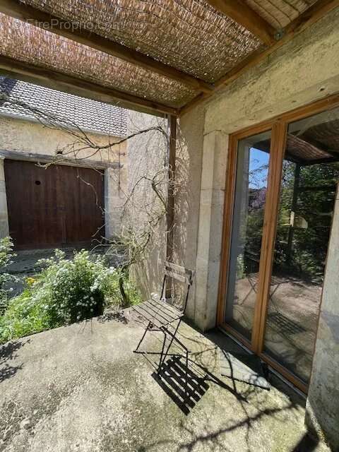 Maison à CHAZEUIL