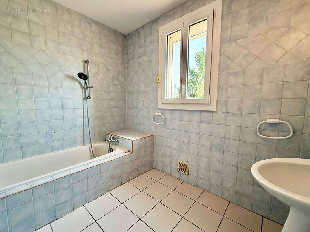 Maison à SAINT-GERMAIN-DU-BEL-AIR