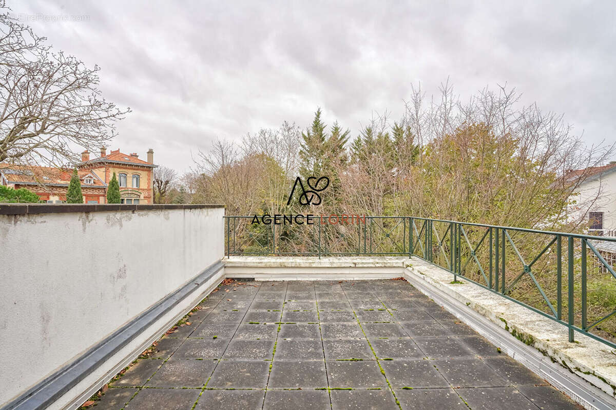 Appartement à LE VESINET