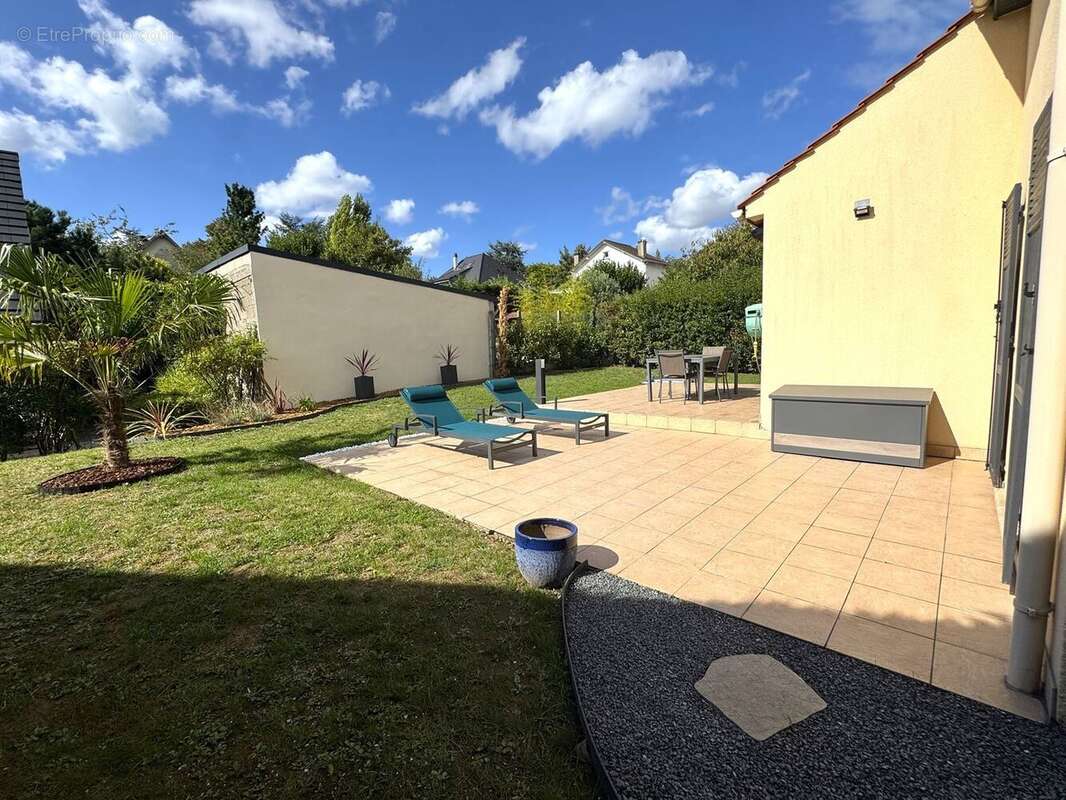 Maison à SAINT-PRIX